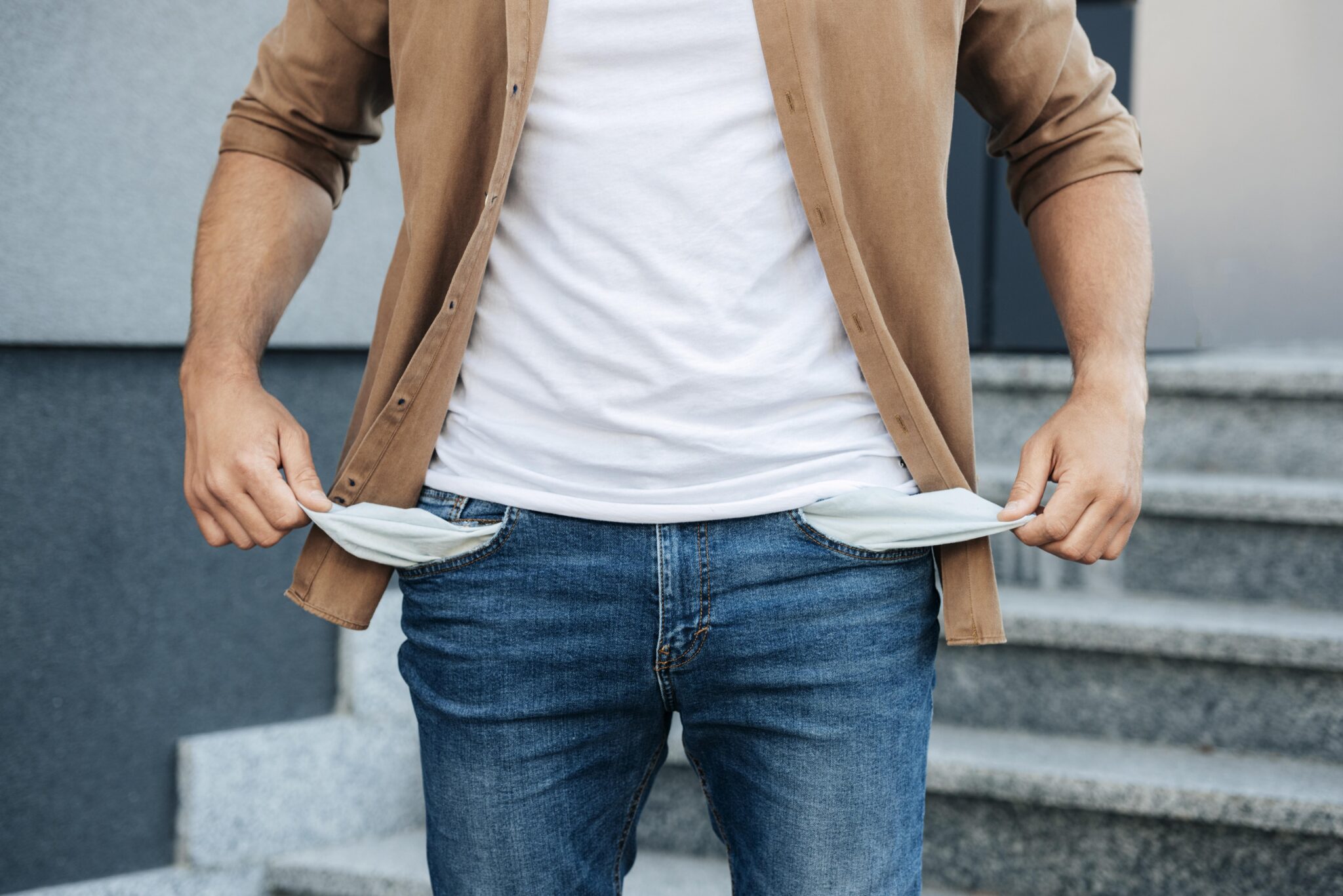 Une école à reconstruire - Salaires : le prix de la démotivation